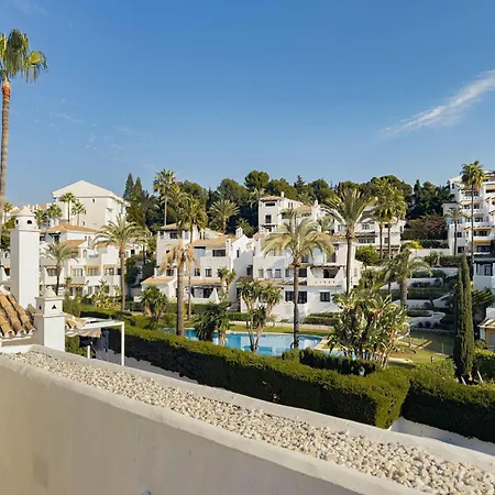Ivy 4 Nueva Andalucia Pool * Marbella